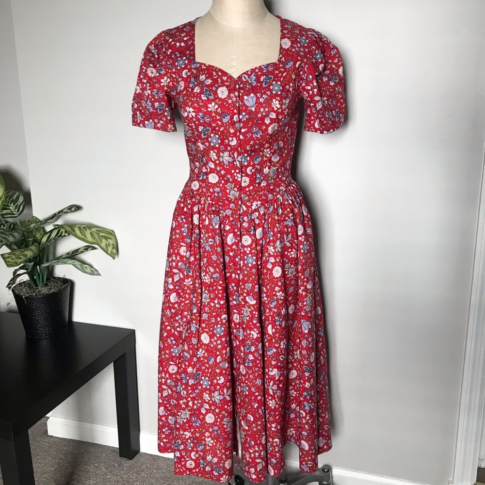 Laura Ashley red floral short sleeve cotton dress size 6